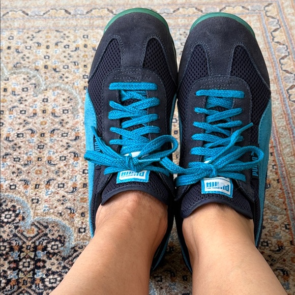 Puma Women's Navy and Teal Sneakers in size 8 W - Picture 7 of 10